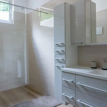 Nature View House With Sauna *