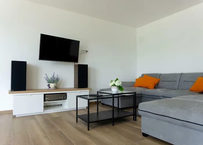 Nature View House With Sauna בית נופש *