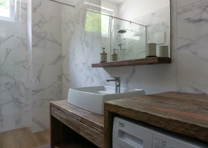 Nature View House With Sauna بيت للعطل