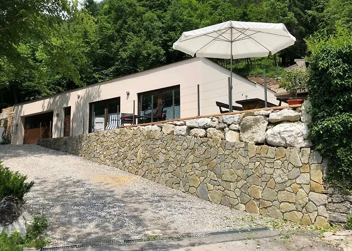 بيت للعطل Nature View House With Sauna *